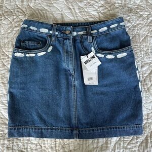 *SOLD* Moschino skirt